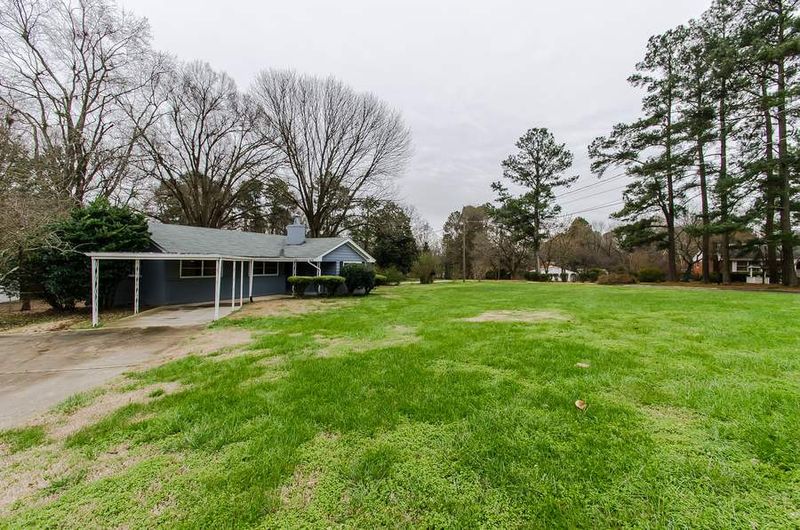 225 Wilmot Dr, Raleigh, NC 27606