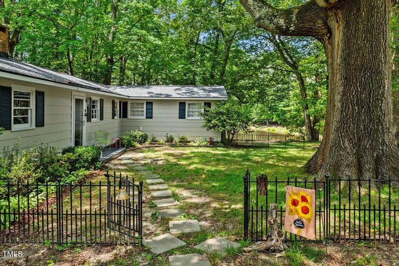 2250 Thomas Kelly Rd, Sanford, NC 27330