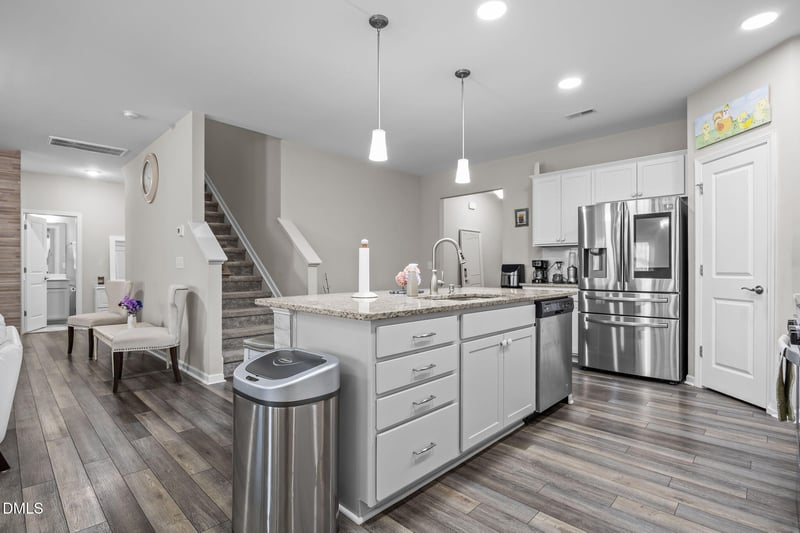 2252 Fairway Green Dr, Fuquay Varina, NC 27526
