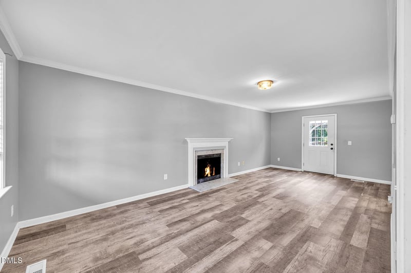 2252 Rowland Pond Dr, Willow Springs, NC 27592