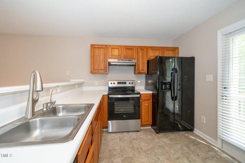 2253 Violet Bluff Ct, Raleigh, NC 27610