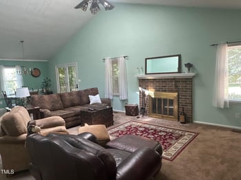 2257 Delaney Dr, Burlington, NC 27215