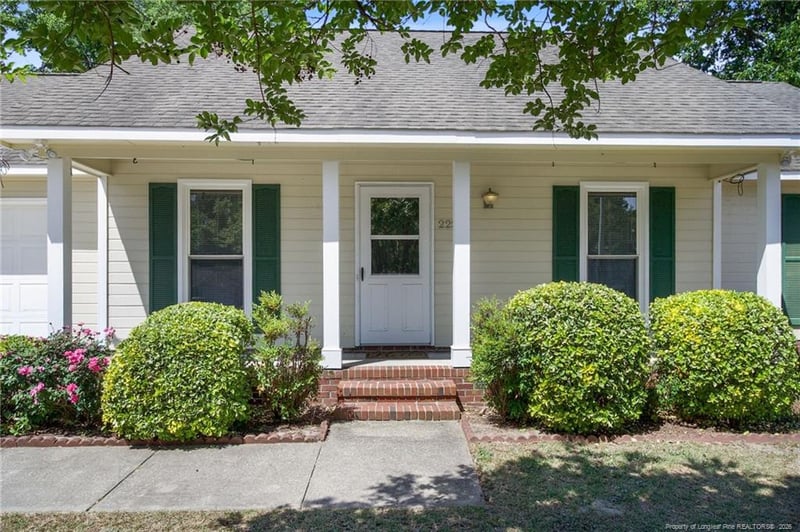 2259 Skyview Dr, Fayetteville, NC 28304