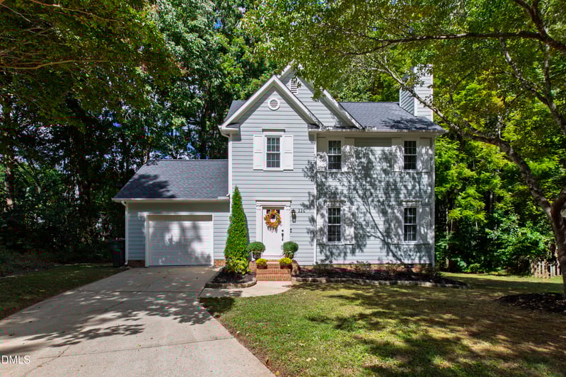 226 Amberglow Pl, Cary, NC 27513
