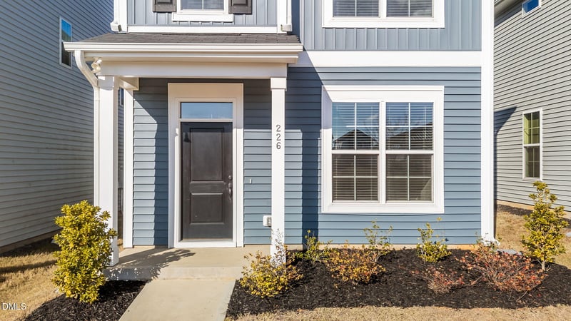 226 Blue Iris Pw, Clayton, NC 27520