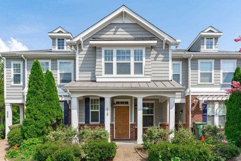 226 Duck Mill Cir, Cary, NC 27519