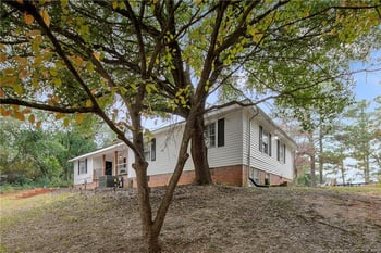 226 Facility Dr, Fayetteville, NC 28301