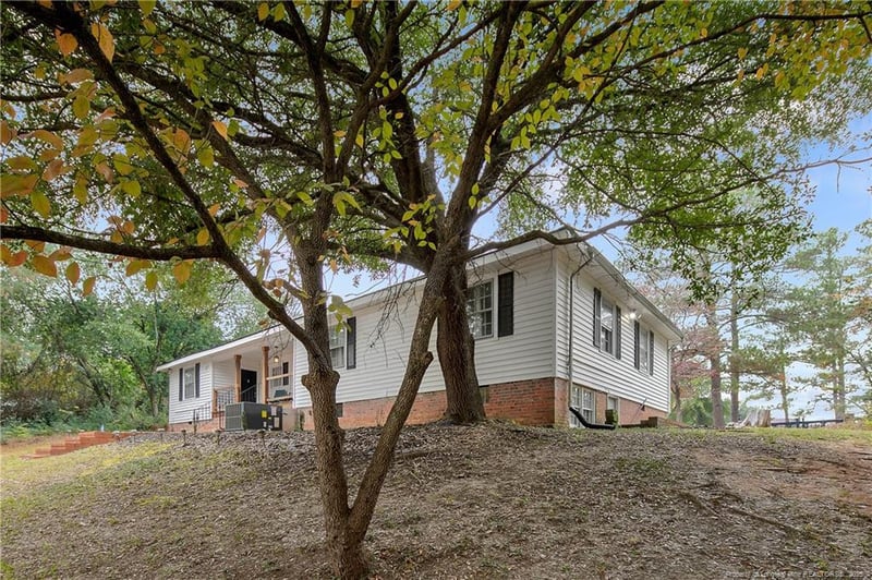 226 Facility Dr, Fayetteville, NC 28301