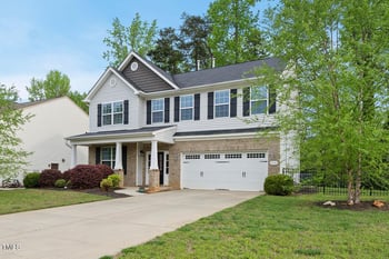 226 Fair Oaks Ct, Mebane, NC 27302