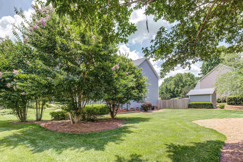 226 Heather Bluffs Dr, Garner, NC 27529