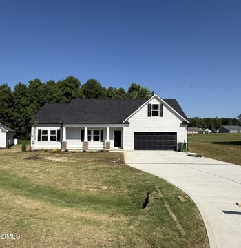226 Mangrove Ct, Four Oaks, NC 27524