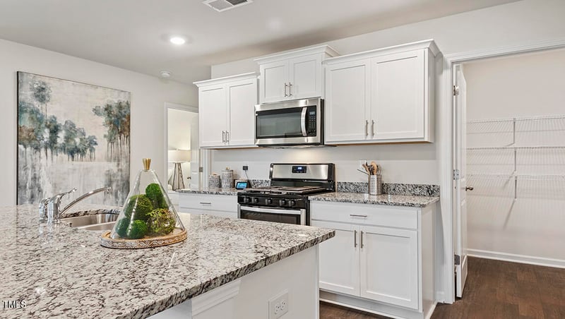 226 Palm Dr, Sanford, NC 27332