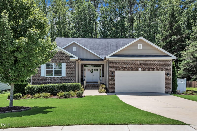226 Roaring Creek Dr, Garner, NC 27529
