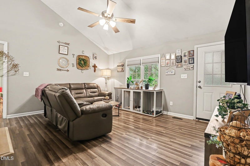 226 Shawnee Dr, Louisburg, NC 27549