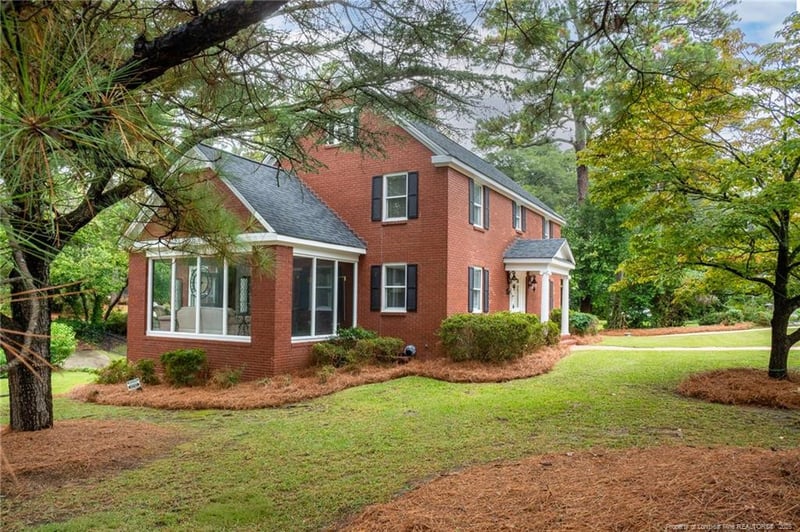 226 Valley Rd, Fayetteville, NC 28305