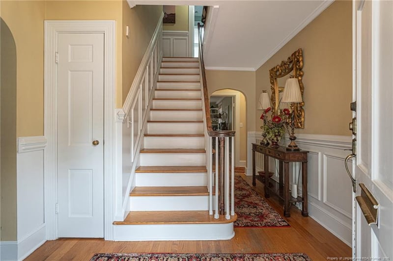 226 Valley Rd, Fayetteville, NC 28305