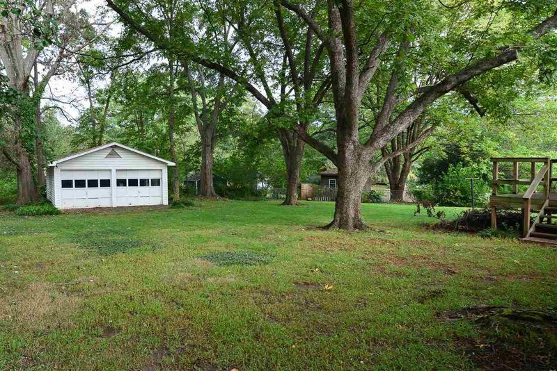 226 Wilmot Dr, Raleigh, NC 27606