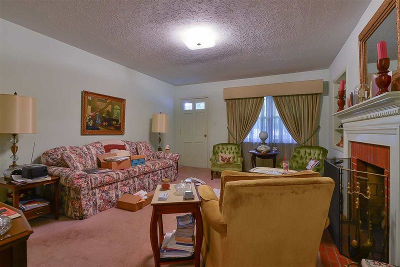 226 Wilmot Dr, Raleigh, NC 27606