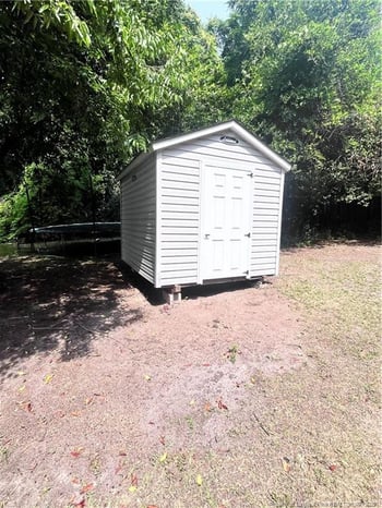 226 Windsor Dr, Fayetteville, NC 28301