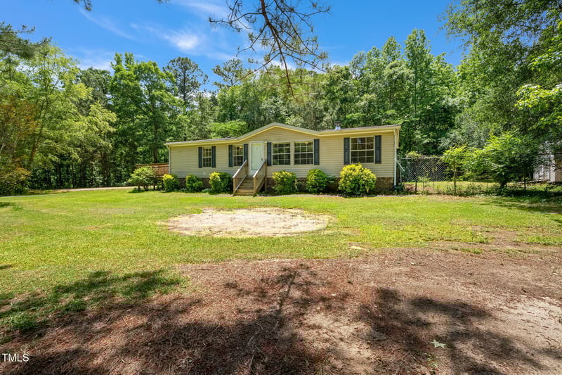 2263 Us 421 , Lillington, NC 27546