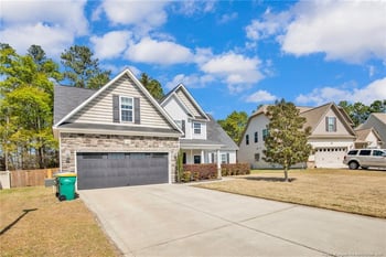 2264 Andalusian Dr, Hope Mills, NC 28348