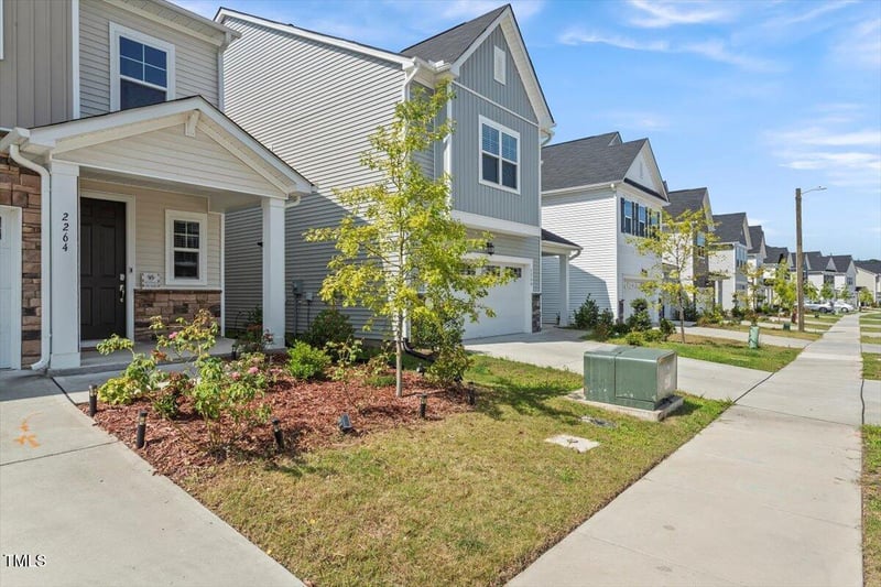 2264 Jollay St, Durham, NC 27703