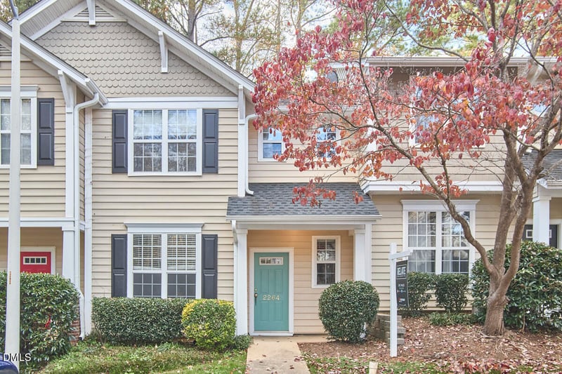 2264 Plum Frost Dr, Raleigh, NC 27603