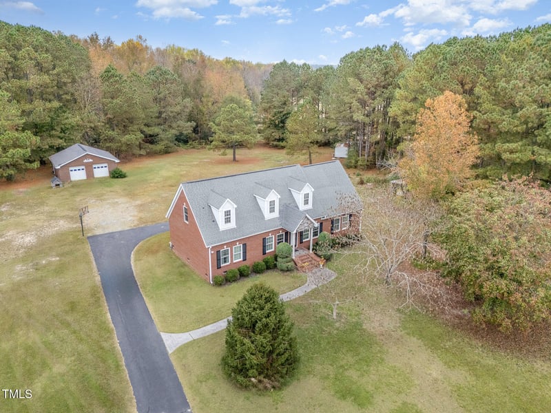 2265 Bud Lipscomb Rd, Willow Springs, NC 27592