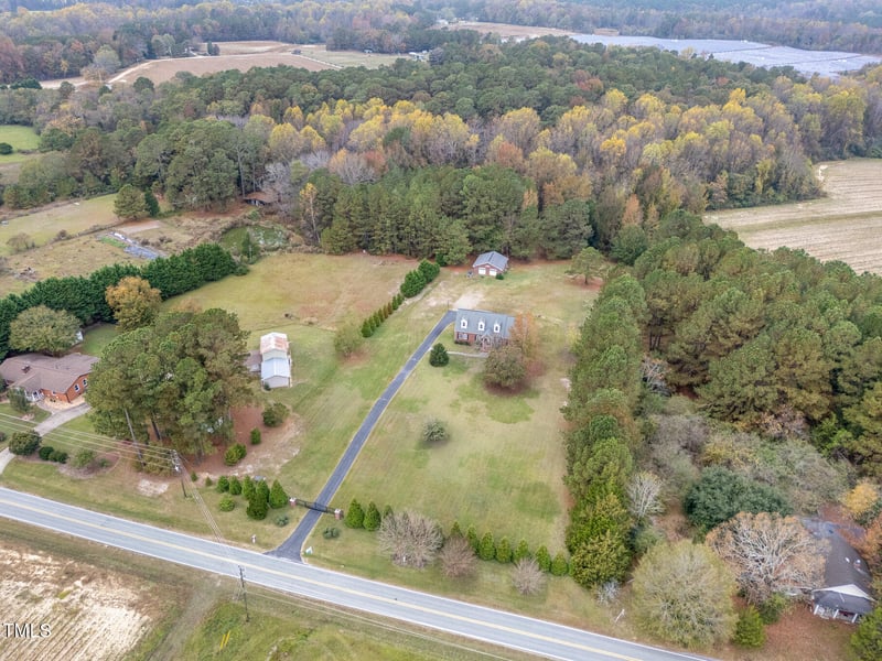 2265 Bud Lipscomb Rd, Willow Springs, NC 27592