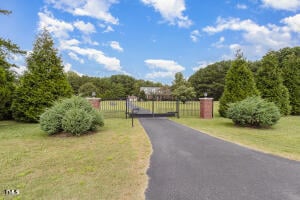 2265 Bud Lipscomb Rd, Willow Springs, NC 27592