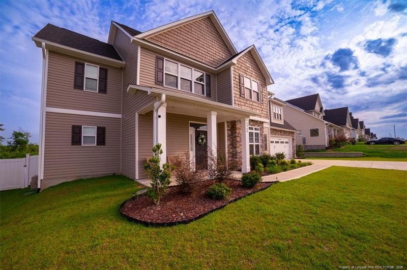 2268 Volta Dr, Fayetteville, NC 28304