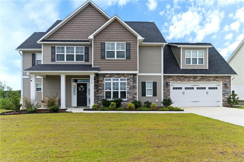 2268 Volta Dr, Fayetteville, NC 28304