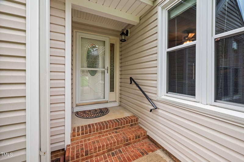 227 Chimney Rise Dr, Cary, NC 27511
