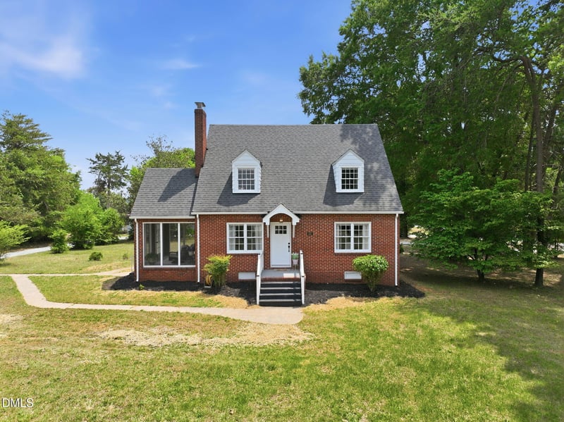 227 Corbin St, Hillsborough, NC 27278