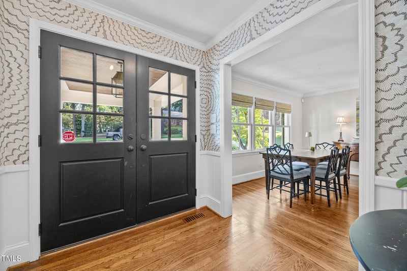 227 Drewry Ln, Raleigh, NC 27609
