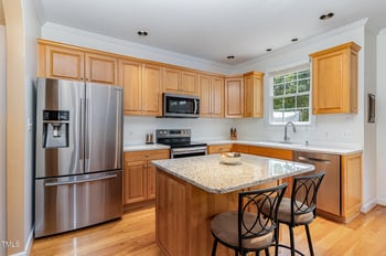 227 Kenmont Dr, Holly Springs, NC 27540