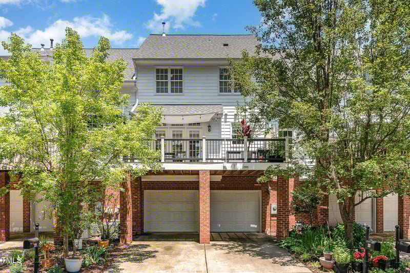 227 Kenmont Dr, Holly Springs, NC 27540