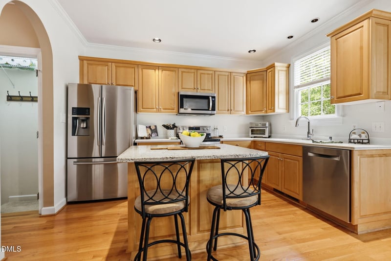 227 Kenmont Dr, Holly Springs, NC 27540