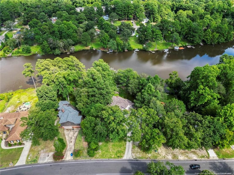 227 Loch Haven Dr, Fayetteville, NC 28314