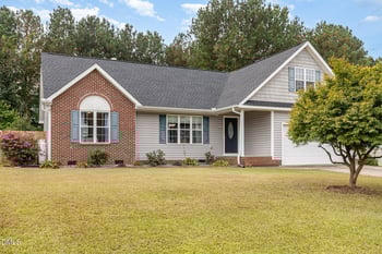 227 Loxley Ln, Sanford, NC 27330