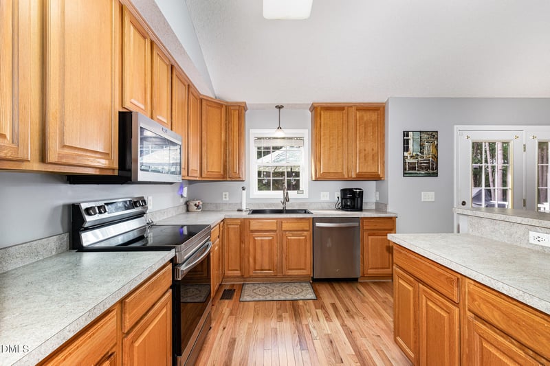 227 Loxley Ln, Sanford, NC 27330