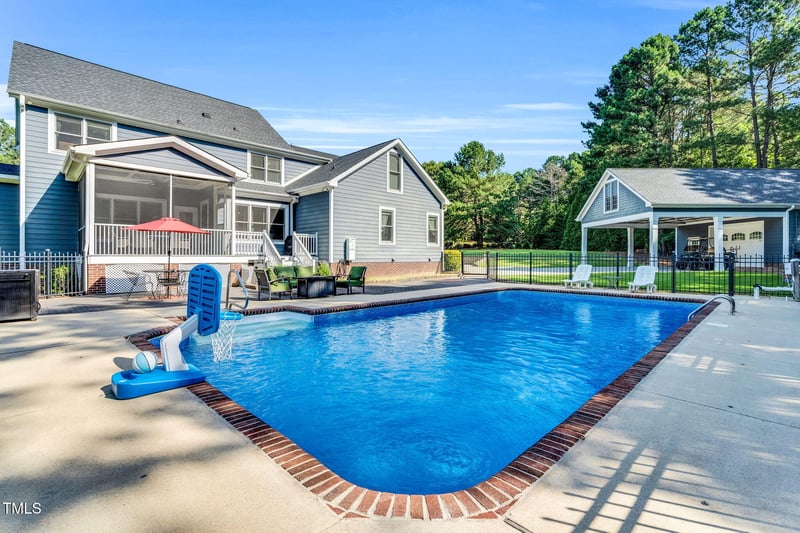 227 Paraggi Ct, Clayton, NC 27527