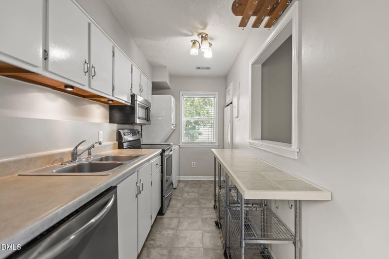 227 Schultz St, Chapel Hill, NC 27514