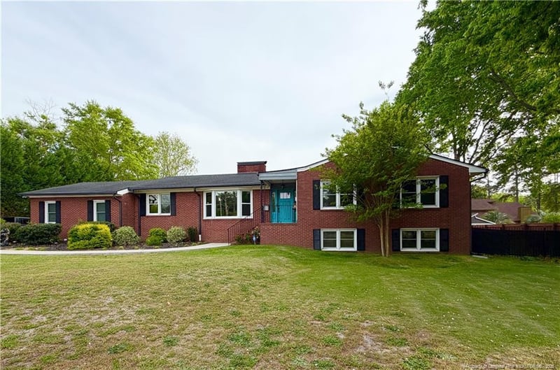 227 Stacy Weaver Dr, Fayetteville, NC 28311