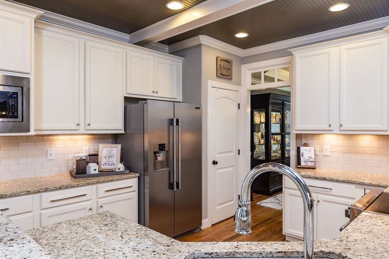 227 Traditions Garden Ln, Wake Forest, NC 27587