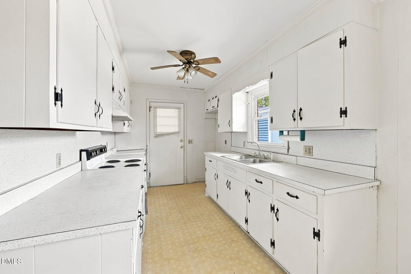 2270 Cedar Lane Rd, Sanford, NC 27332