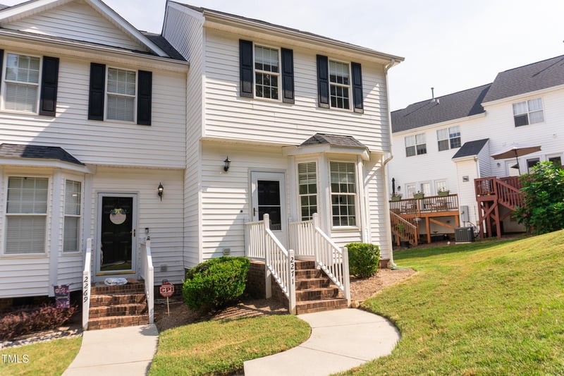 2271 Trailwood Valley Cir, Raleigh, NC 27603
