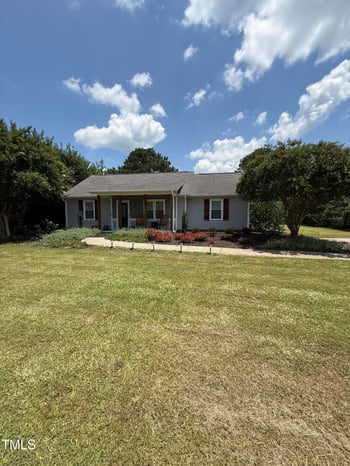 2274 White Memorial Church Rd, Willow Springs, NC 27592