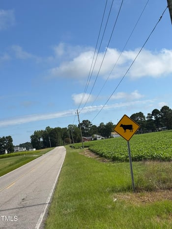 2276 Castleberry Rd, Clayton, NC 27527