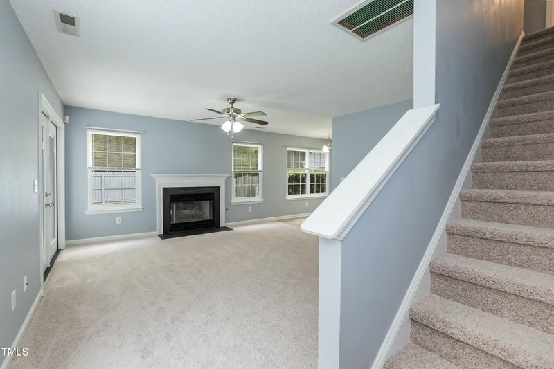 228 Adefield Ln, Holly Springs, NC 27540